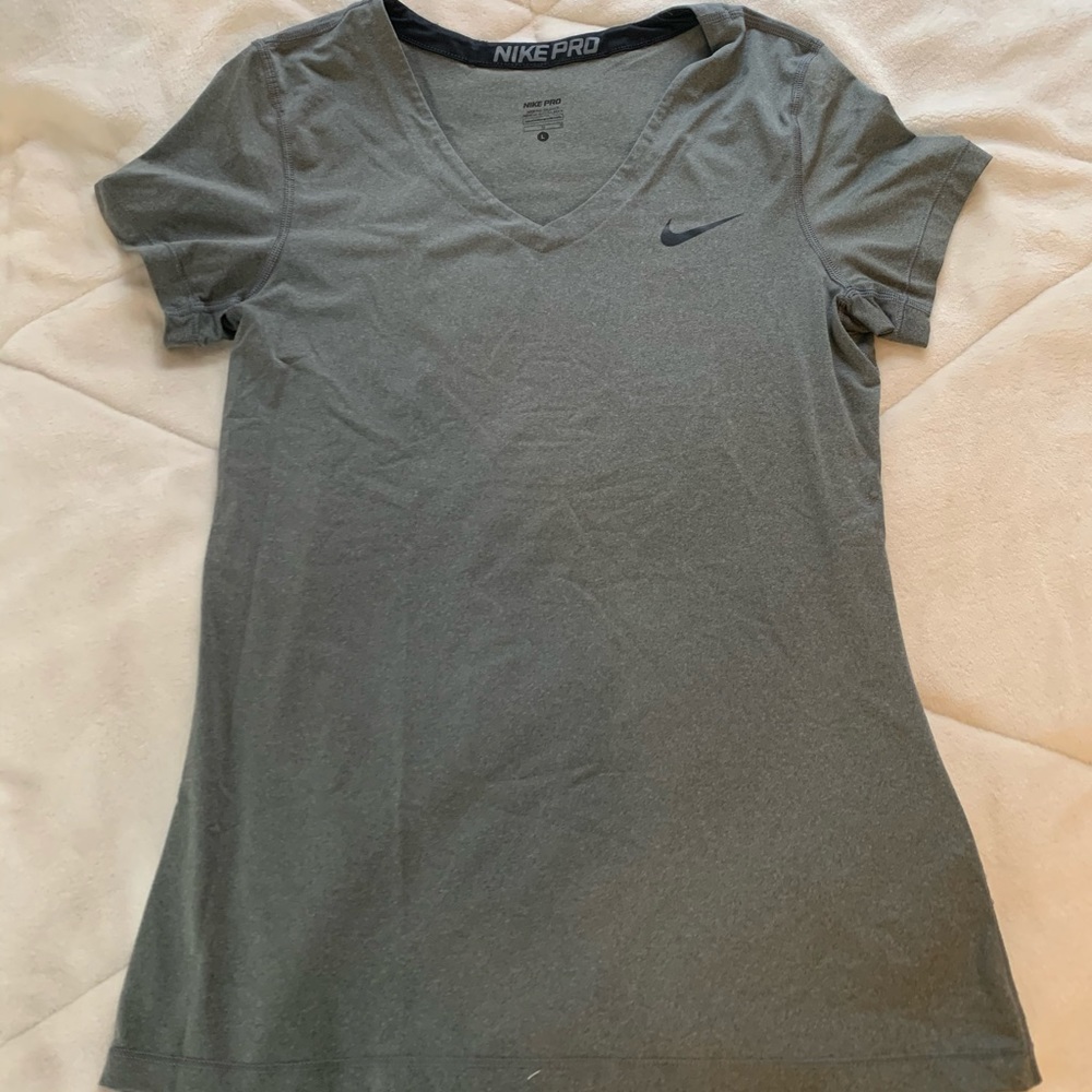 Gray Nike dry fit